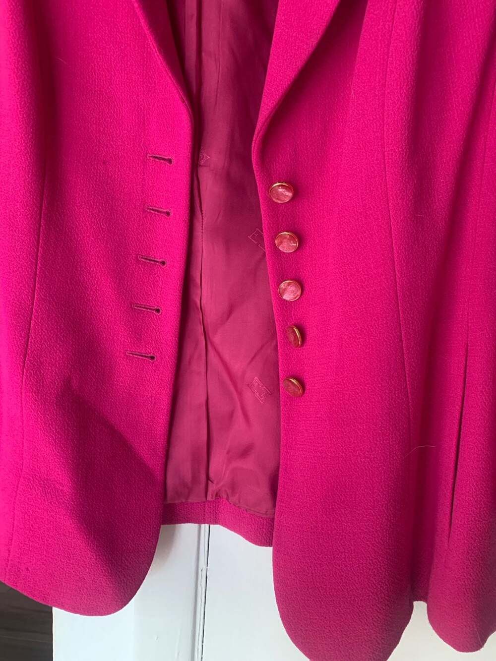 Escada Vintage Hot Pink Crepe Wool Blazer with Decorative Gold Tone Buttons - Picture 5 of 7
